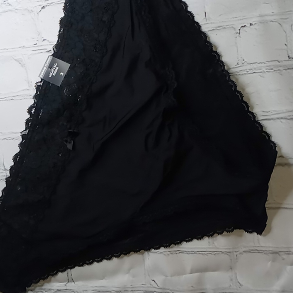 Torrid Black Satin and Lace Panty 3x NWT